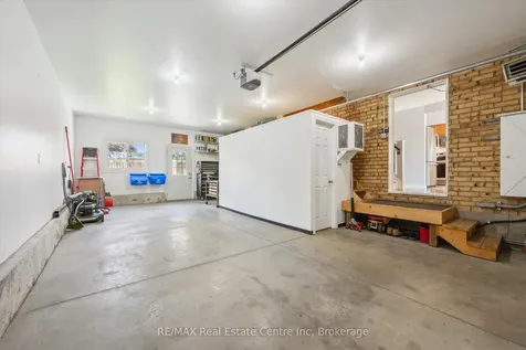 265 Strathallan Street Centre Wellington ON N1M 3K6