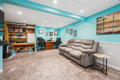 265 Strathallan Street Centre Wellington ON N1M 3K6