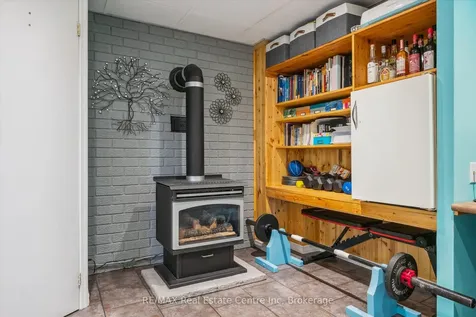 265 Strathallan Street Centre Wellington ON N1M 3K6