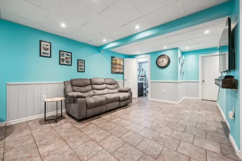 265 Strathallan Street Centre Wellington ON N1M 3K6