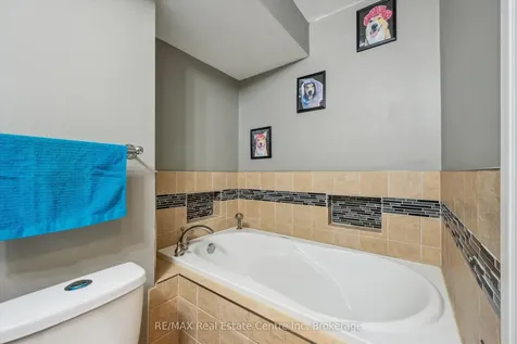 265 Strathallan Street Centre Wellington ON N1M 3K6