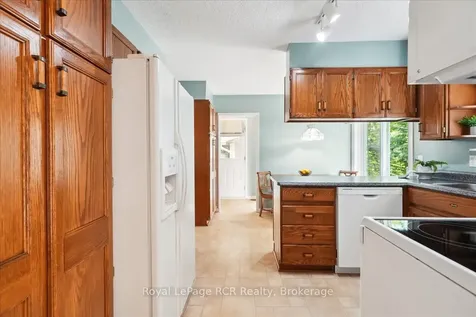527 5th Street E Owen Sound ON N4K 1E2