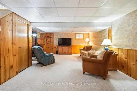 527 5th Street E Owen Sound ON N4K 1E2