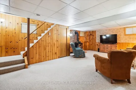527 5th Street E Owen Sound ON N4K 1E2