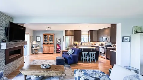 46 Algonquin Lane Ashfield-colborne-wawanosh ON N7A 3Y2