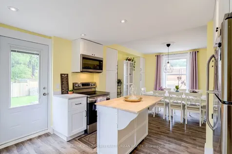 337 Dover Street S Cambridge ON N3H 1L6