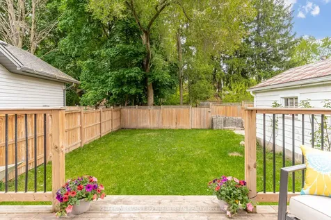 337 Dover Street S Cambridge ON N3H 1L6