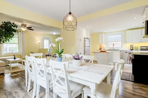 337 Dover Street S Cambridge ON N3H 1L6