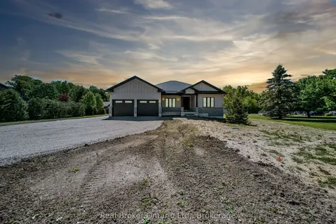 8357 Goosemarsh Line Lambton Shores ON N0M 1T0