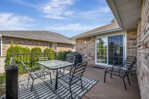 20 Oak Ridge Boulevard Belleville ON K8N 5W1