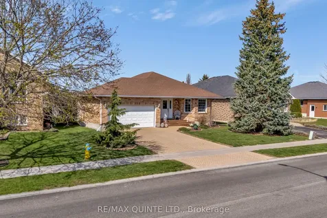 20 Oak Ridge Boulevard Belleville ON K8N 5W1