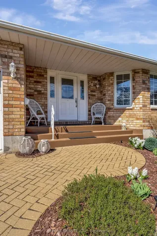 20 Oak Ridge Boulevard Belleville ON K8N 5W1