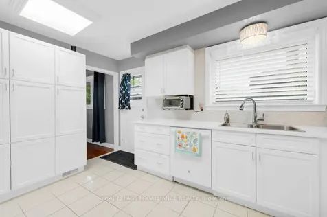 62 Village Drive Belleville ON K8P 4L5