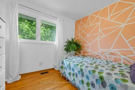 62 Village Drive Belleville ON K8P 4L5