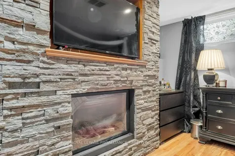 62 Village Drive Belleville ON K8P 4L5