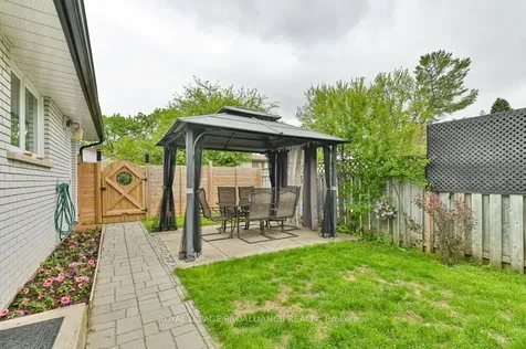 62 Village Drive Belleville ON K8P 4L5