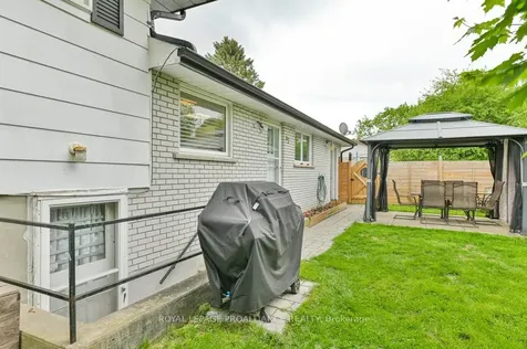 62 Village Drive Belleville ON K8P 4L5