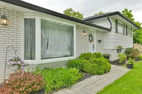 62 Village Drive Belleville ON K8P 4L5