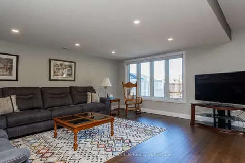 10 Welkin Grove North Bay ON P1A 0G7