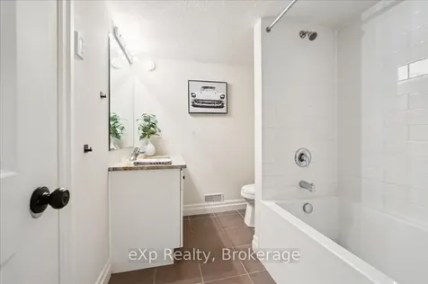 71 Stumpf Street Centre Wellington ON N0B 1S0