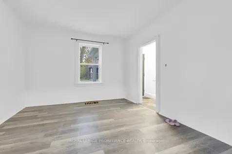 91 Bridge Street W Belleville ON K8P 1J4