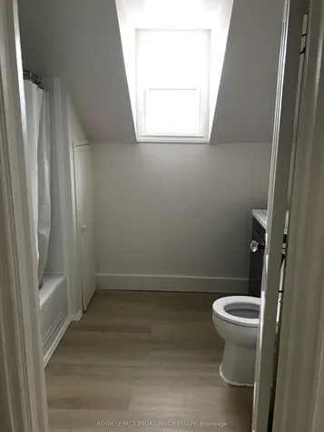 91 Bridge Street W Belleville ON K8P 1J4