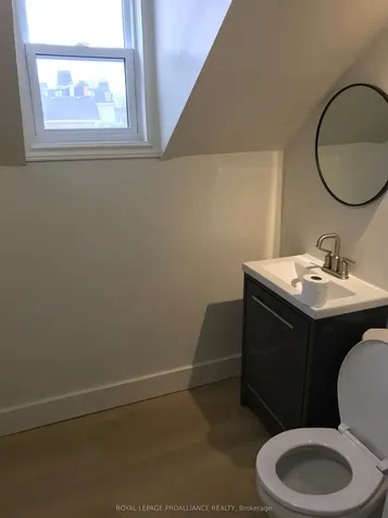 91 Bridge Street W Belleville ON K8P 1J4