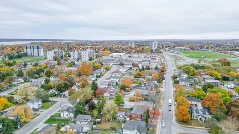 91 Bridge Street W Belleville ON K8P 1J4