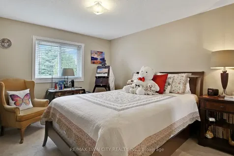 19 Haskell Road Cambridge ON N1P 1E3