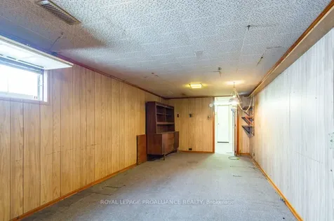 53 Montgomery Boulevard Belleville ON K8N 1J2