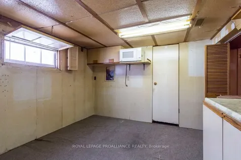 53 Montgomery Boulevard Belleville ON K8N 1J2