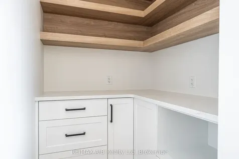 144 Hooper Street St. Marys ON N4X 0C1