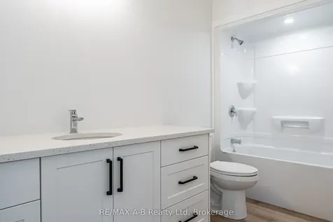 144 Hooper Street St. Marys ON N4X 0C1