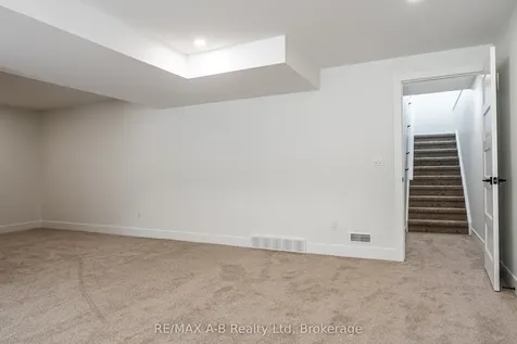 144 Hooper Street St. Marys ON N4X 0C1