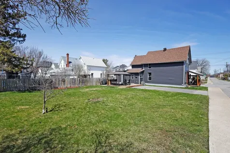 81 Tierney Street S Arnprior ON K7S 2S4