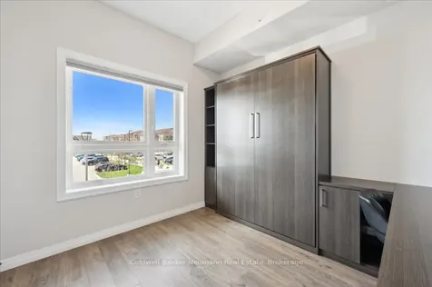 35 Kingsbury Square Guelph ON N1L 0J4