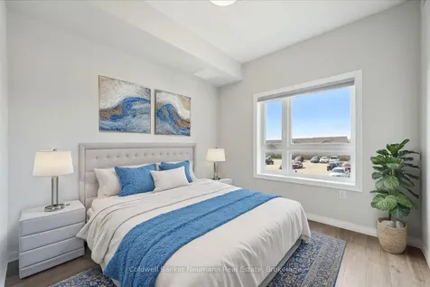 35 Kingsbury Square Guelph ON N1L 0J4