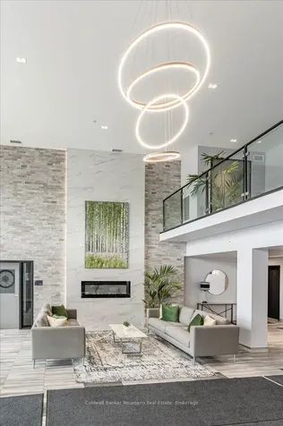 35 Kingsbury Square Guelph ON N1L 0J4