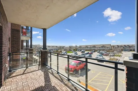 35 Kingsbury Square Guelph ON N1L 0J4