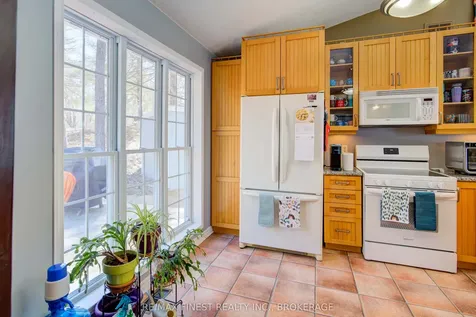 1395 Fifth Lake Road Central Frontenac ON K0H 2K0