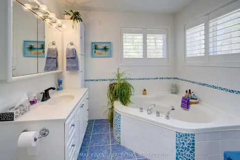 1395 Fifth Lake Road Central Frontenac ON K0H 2K0