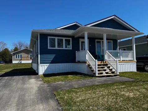 20 Bluffs View Boulevard Ashfield-colborne-wawanosh ON N7A 0C6