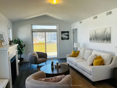 20 Bluffs View Boulevard Ashfield-colborne-wawanosh ON N7A 0C6