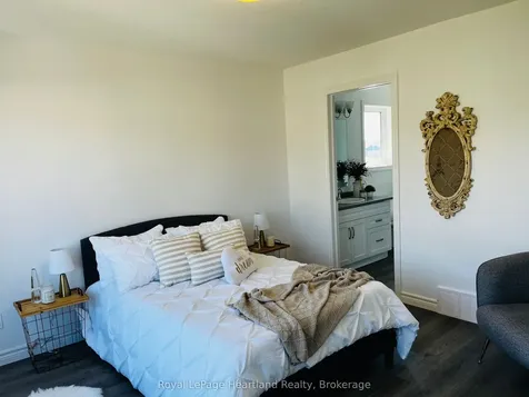 20 Bluffs View Boulevard Ashfield-colborne-wawanosh ON N7A 0C6