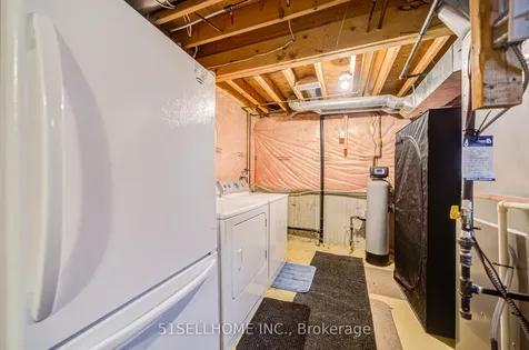 99 Flockhart Road Cambridge ON N1P 1G3