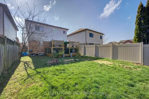 99 Flockhart Road Cambridge ON N1P 1G3