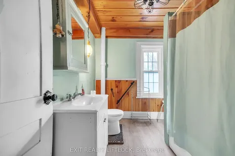 184 Street Lawrence Street E Centre Hastings ON K0K 2K0