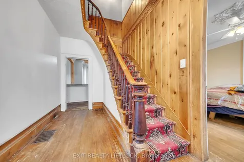 184 Street Lawrence Street E Centre Hastings ON K0K 2K0