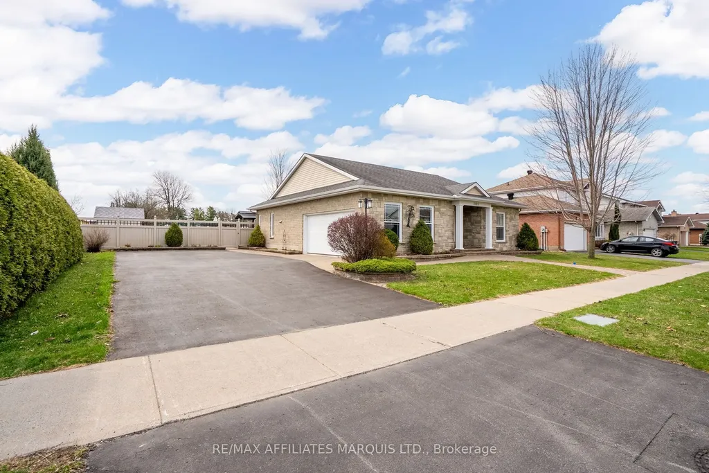 2125 Concorde Avenue Cornwall ON K6H 7E2