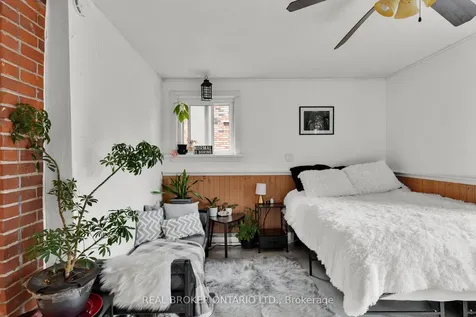 87 Mcmurray Street Bracebridge ON P1L 1R8